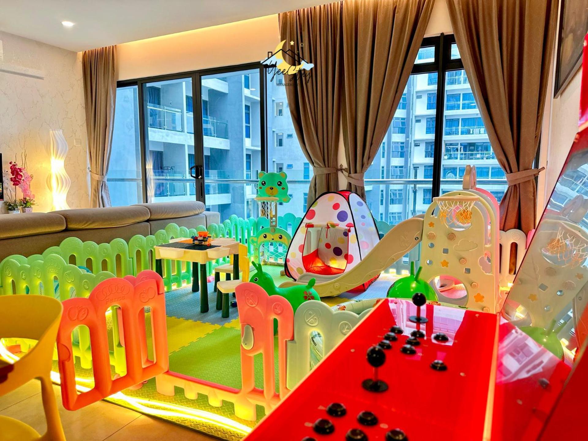 MalaccaAtlantis 8-12Pax/Netflix/Video Game/5Min To Jonkerアパートメント エクステリア 写真